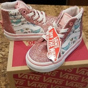 🚨Brand New Baby Vans🚨